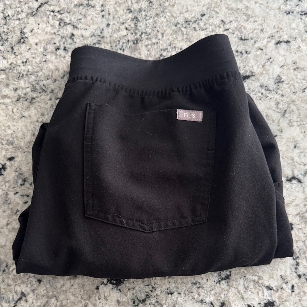 Figs jogger excellent condition